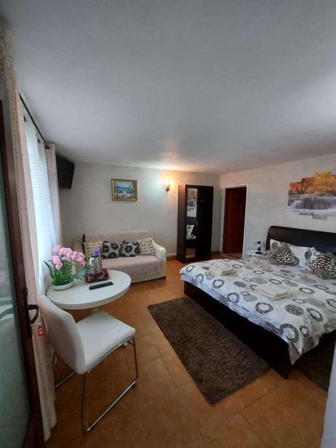 Popas Turistic Terasa Europa Villa ตือร์กูออกนา ภายนอก รูปภาพ